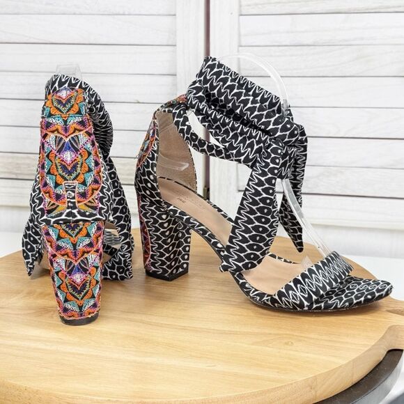 Trina Turk x INC Embroidered Kanata Anke Wrap Block Heels Black Multi 7.5 - Picture 1 of 13